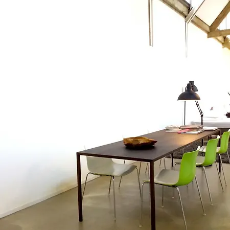 Giant Canal Loft *
